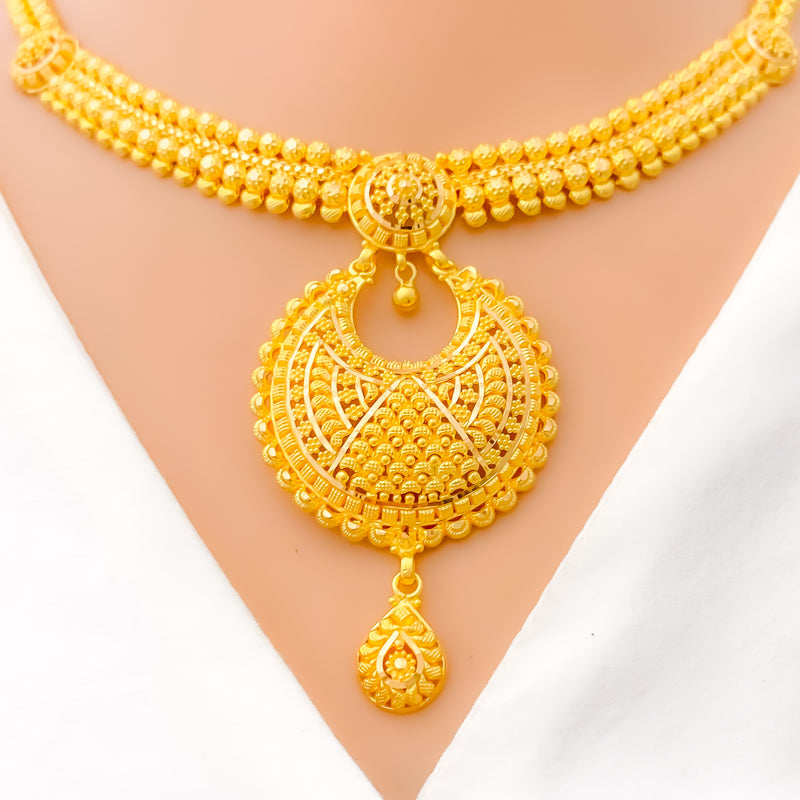 22k-gold-Lovely Traditional Crescent Necklace Set