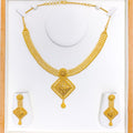 Impressive Diamond Shaped Hanging Necklace Set