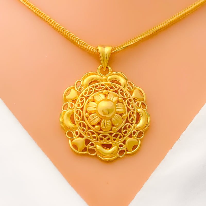 22k-gold-Decorative Heart Accented Filigree Pendant 