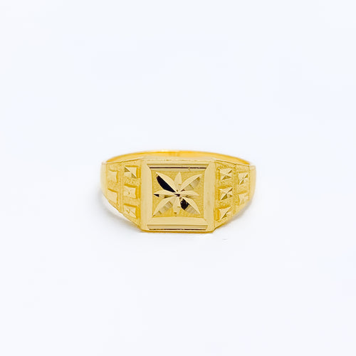 Lightweight Men's 22k Gold Ring