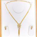 Classy Sparkling Motif Necklace Set