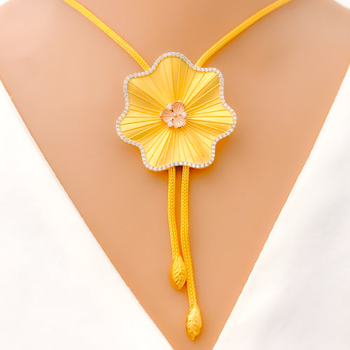 22k-Ritzy Striped Flower Necklace Set