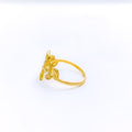 22k-gold-tasteful-timeless-curved-ring