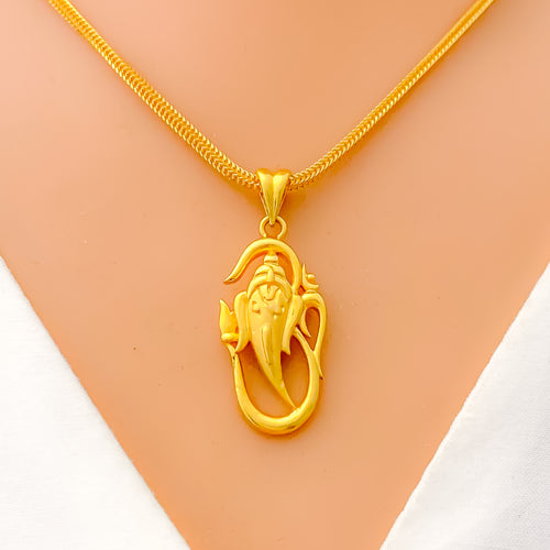 22k-gold-iconic-majestic-pendant