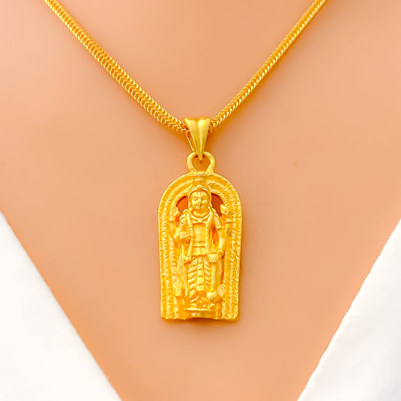 22k-gold-distinct-engraved-pendant