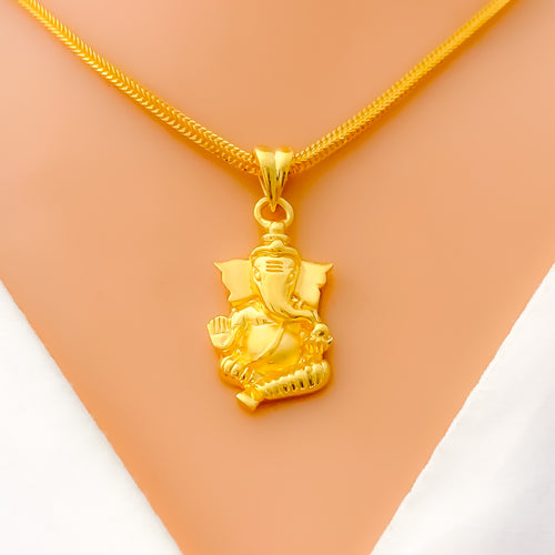 22k-gold-iconic-ganesh-pendant