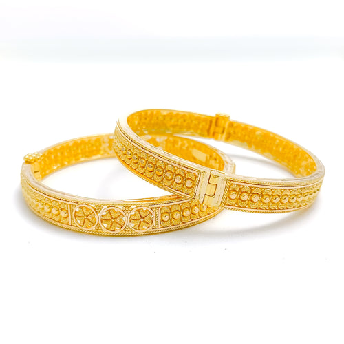 22k-gold-detailed-regal-baby-bangles