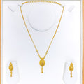 22k-gold-Intricate Paisley Adorned Oval Necklace Set 