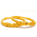 22k-gold-reflective-dotted-pipe-bangles