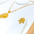 22k-gold-luxurious-fashionable-pendant-set