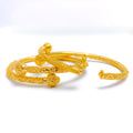 22k-gold-Magnificent Traditional Pipe Bangles