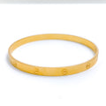 Posh Trendy Gold Bangle