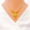 22k-gold-delicate-floral-motif-necklace-set
