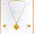 22k-gold-decadent-striped-square-pendant-set