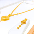 22k-gold-Exclusive Diamond Shaped Dotted Necklace Set