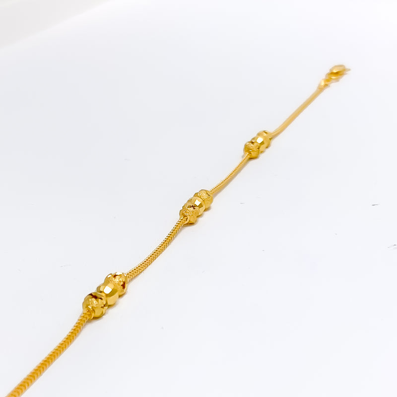 gold-graceful-contemporary-bracelet