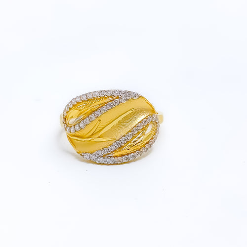 22k-gold-charming-stately-ring