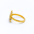 22k-gold-tasteful-flower-ring