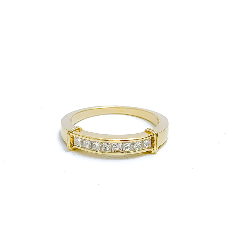 Glistening Mod Diamond + 18k Gold Ring