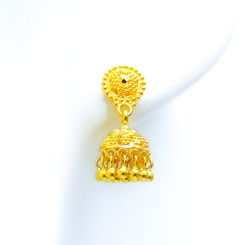 22k-gold-fashionable-petite-earrings