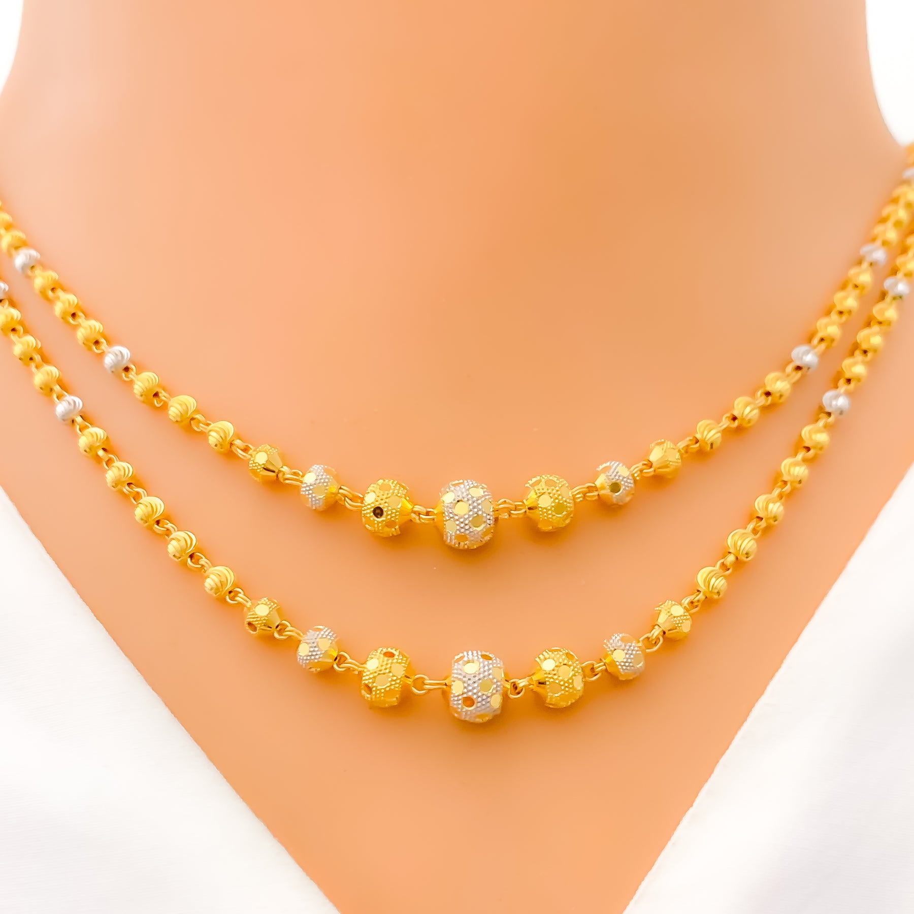 Chic Smooth Finish Necklace – Andaaz Jewelers