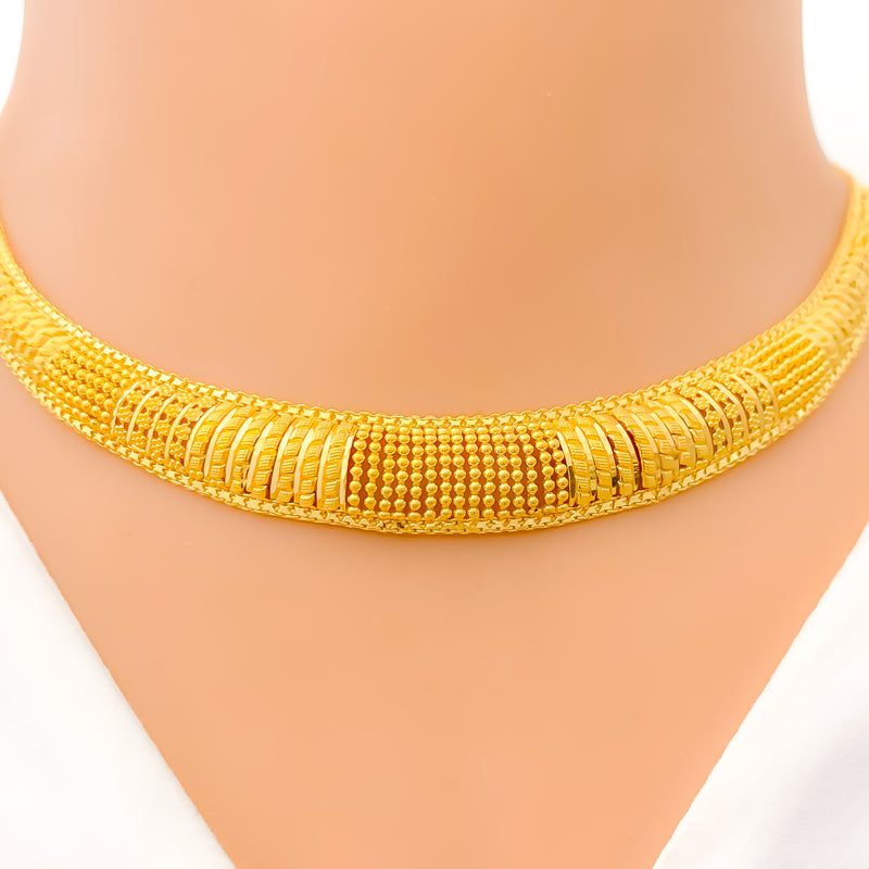22k-gold-modest-distinct-necklace-set