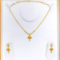 22k-gold-dainty-delicate-flower-accented-necklace-set