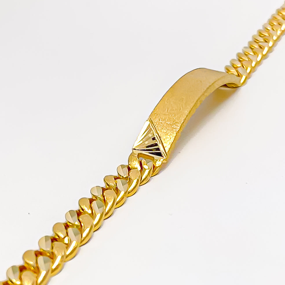 22Kt Gold Men Bracelet - BrMb27392 - US$ 4,685 - 22K Gold bracelet for men's  is designed in mountain style in combination with fine machine cuts.