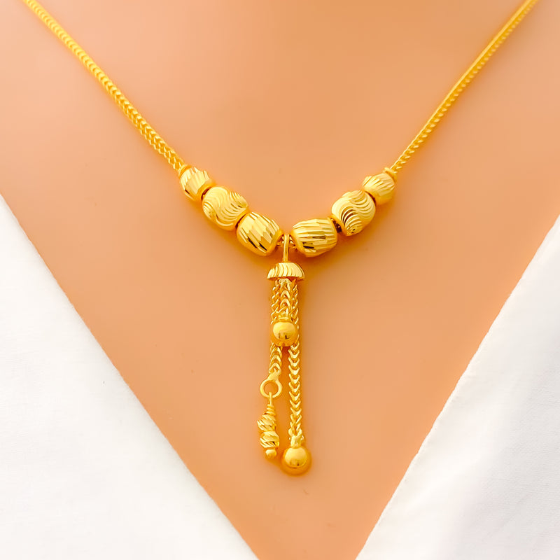 22k-gold-Dressy Dangling Charm Necklace 