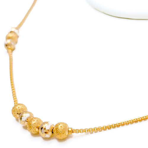 22k-gold-lovely-shiny-necklace