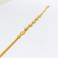 22k-gold-delicate-stately-bracelet