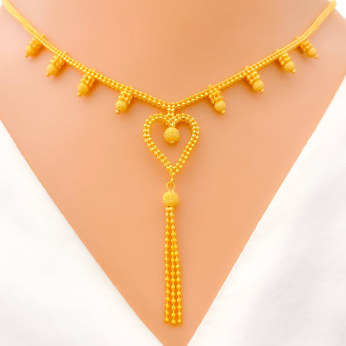 22k-gold-magnificent-delightful-necklace-set