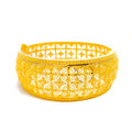 Upscale Bold Floral Round Bangle