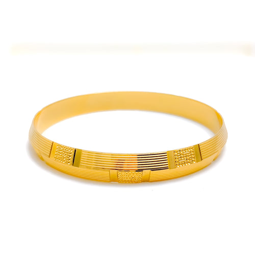 22k-gold-charming-engraved-mens-bangle