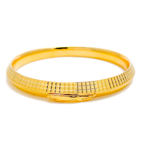 22k-gold-striking-distinct-mens-kada