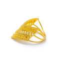 22k-gold-Decorative Striped Vanki Ring 