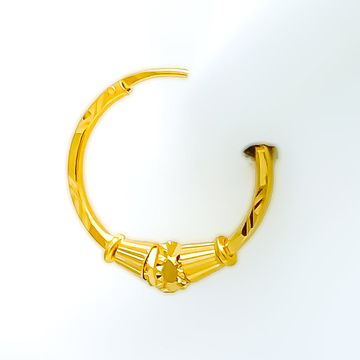 22k-gold-Dainty Lightweight Glistening Bali 