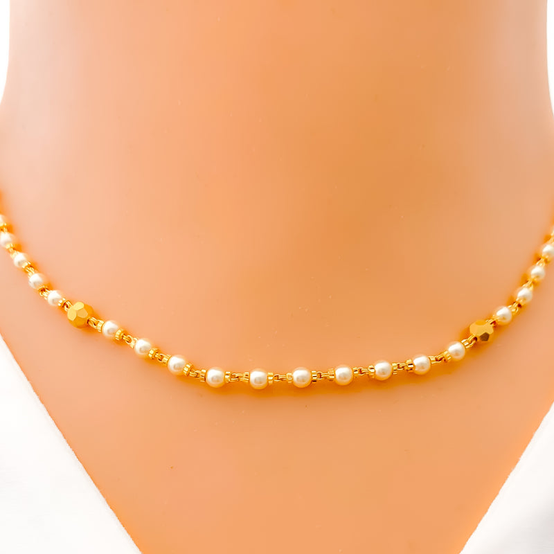 22k-gold-ethereal-beautiful-pearl-necklace