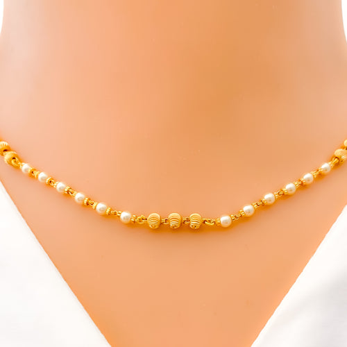 22k-gold-radiant-ornate-pearl-necklace