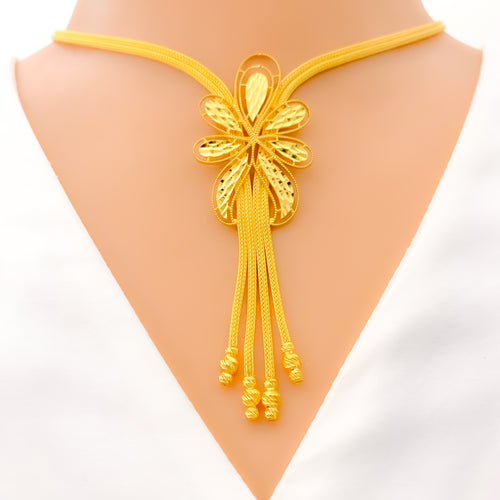 Reflective Motif 22k Gold Necklace Set