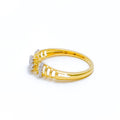 18k-gold-Alternating Petite Diamond Ring 