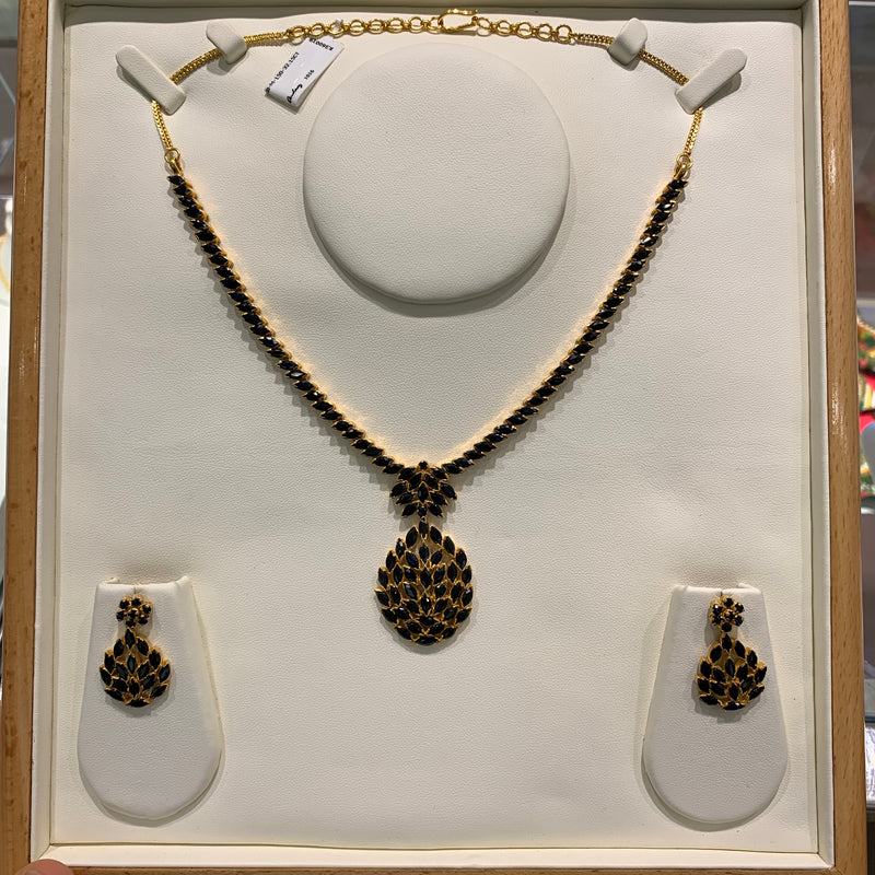 Grand Blue Sapphire Necklace Set