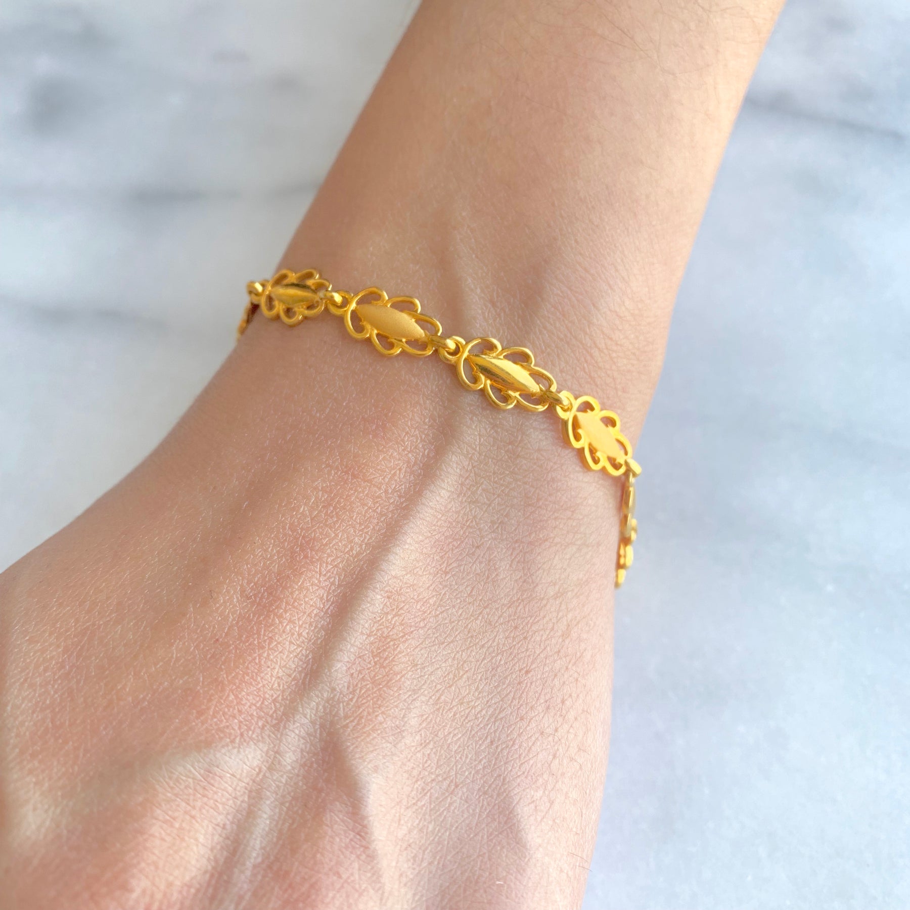 Pin by Laksmisaritha mutyala on Bracelet collection | Gold bracelet simple, Gold  bangles design, Antique gold bracelet