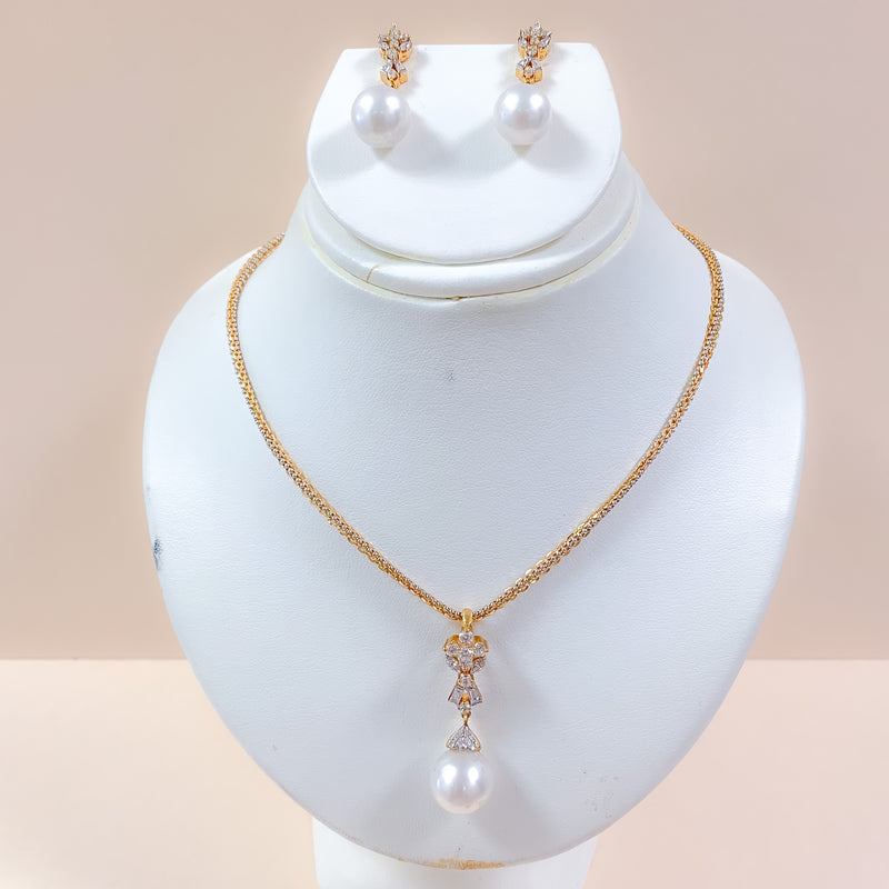 Elegant Diamond + Pearl Pendant Set & Chain