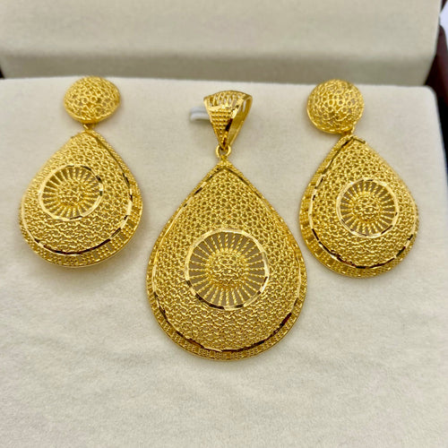 Lovely Mesh Pendant Set