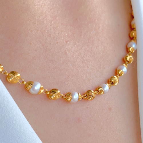 Alternating Gold + Pearl Chain