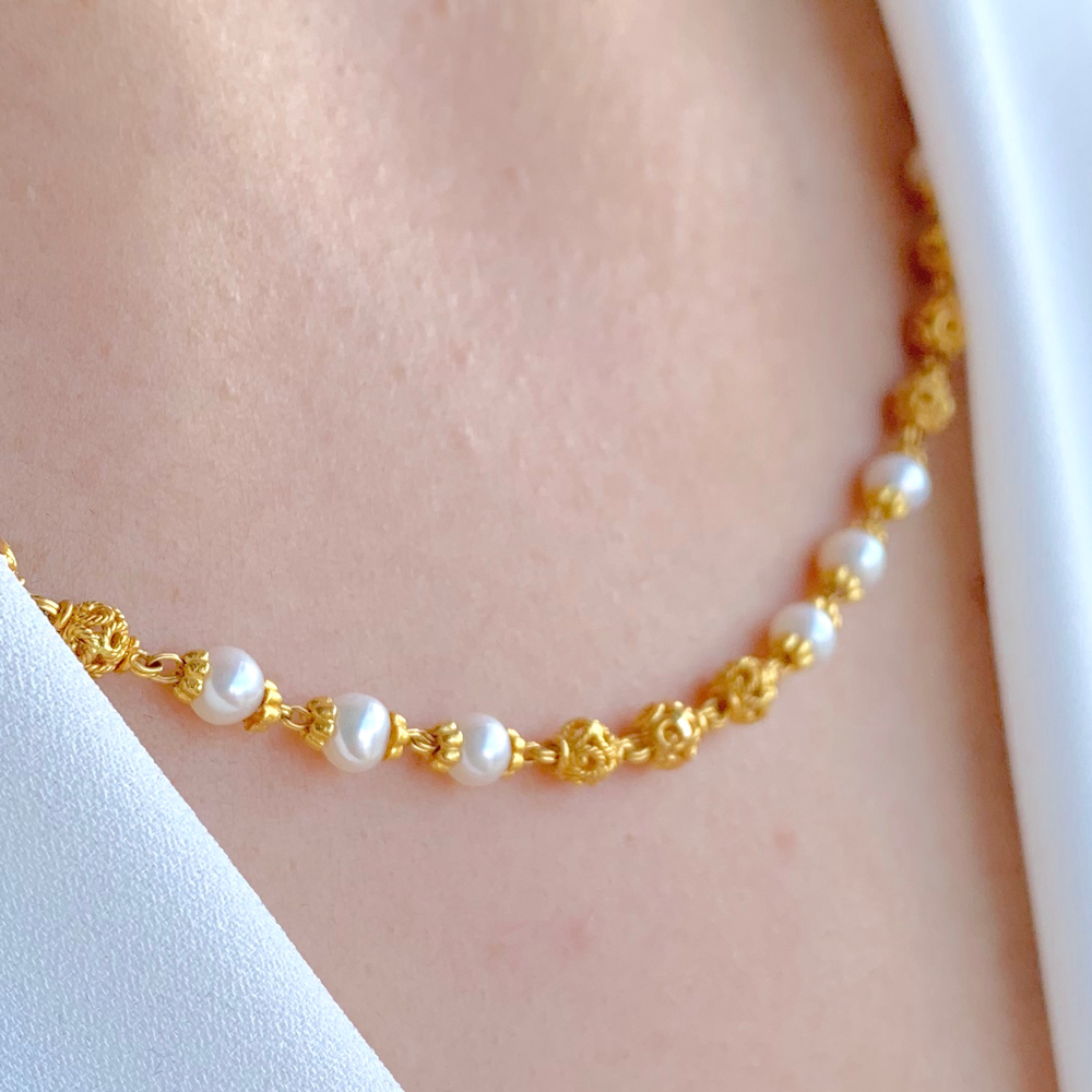 Pearl gold 2025 long chain designs